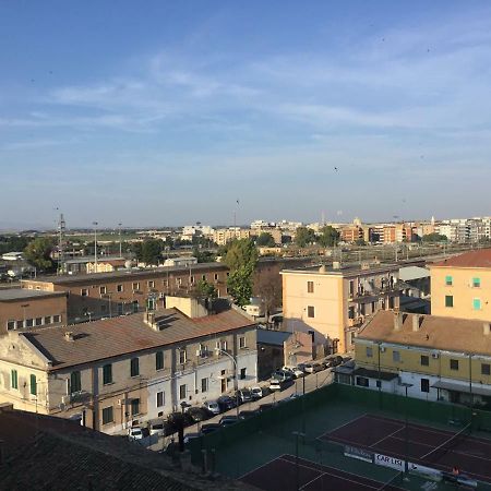 A 2 Passi Da Bed and Breakfast Foggia Buitenkant foto