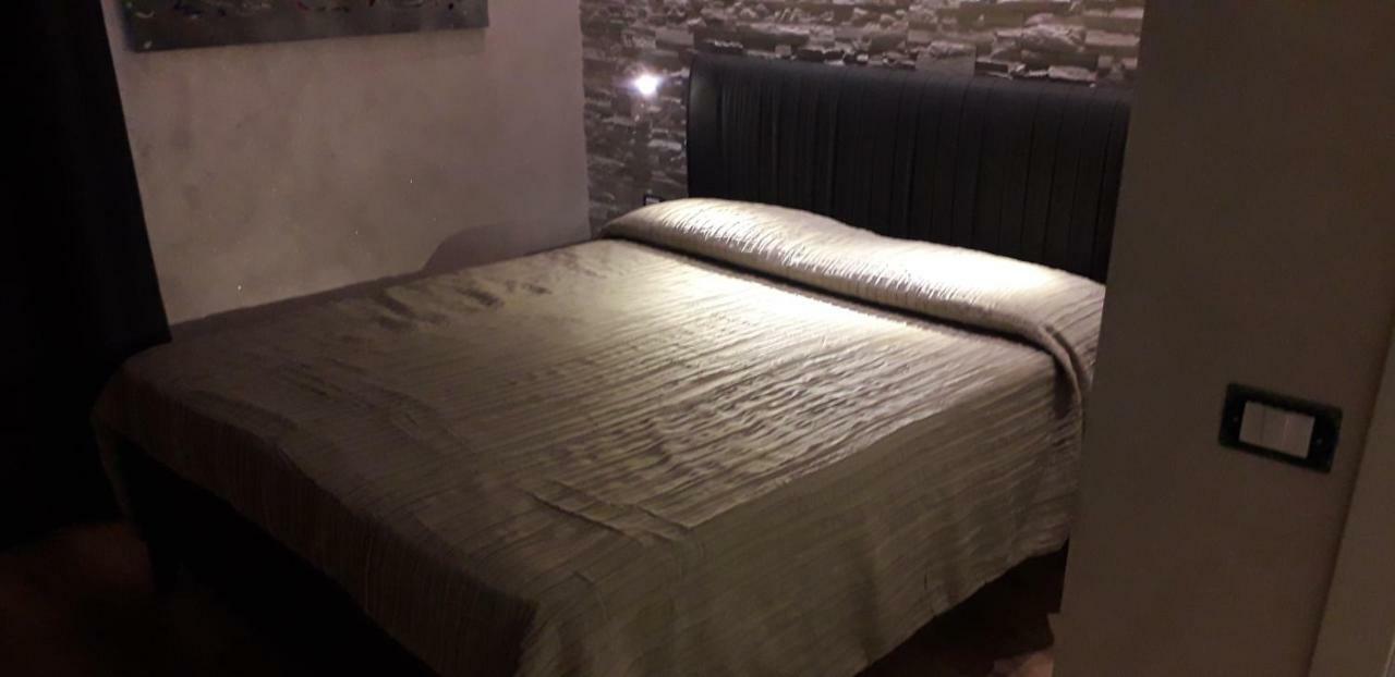 A 2 Passi Da Bed and Breakfast Foggia Kamer foto